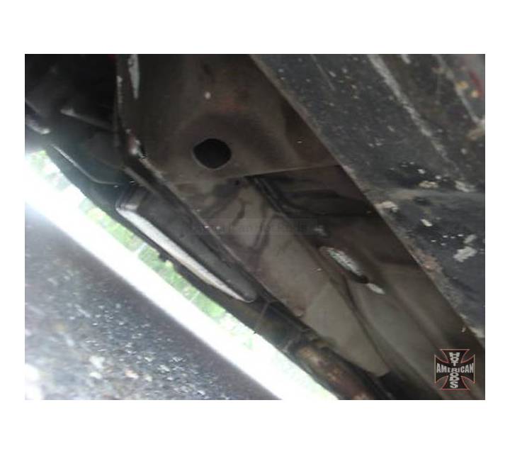 Clean RUST FREE Under carriage